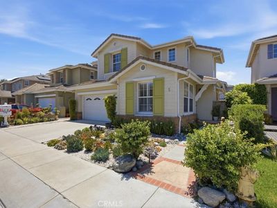 5 Woodlake Dr