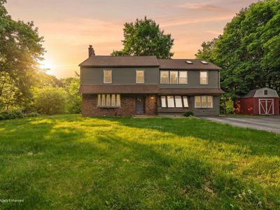 39 Manning Avenue