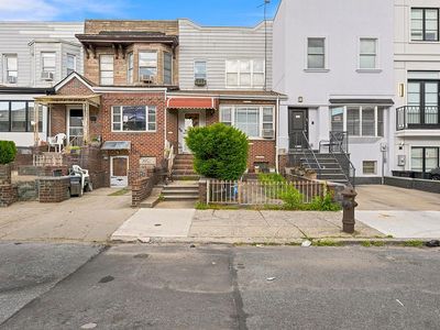 1949 62nd St