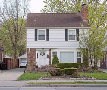 1440 Vernier Rd
