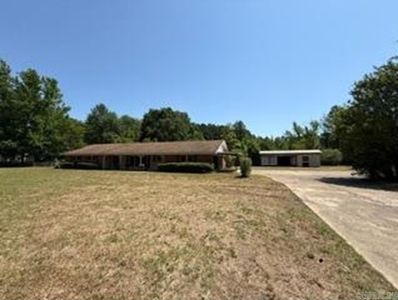 321 Highway 79 Byp S