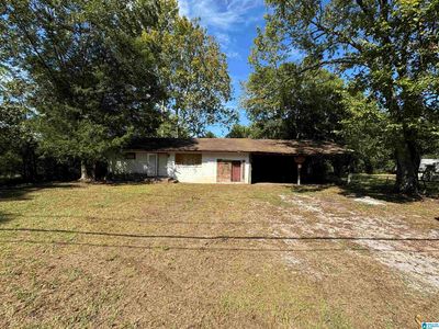 5915 Eastern Valley Rd