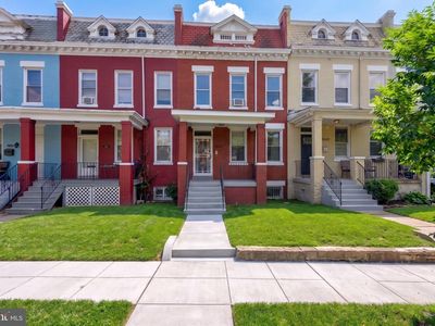 612 Lamont St NW