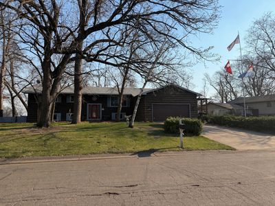 216 Lowell Rd