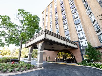 1 Renaissance Pl UNIT 900