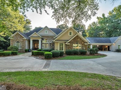205 Walton Chase