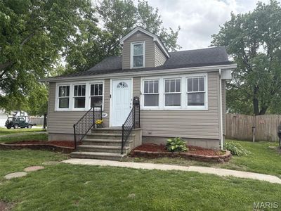 Property at 132 W 2nd St, Hartford, IL