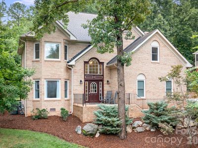 7048 Mariners Ct
