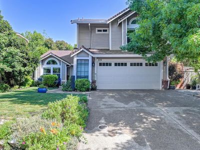 109 Crossing Way