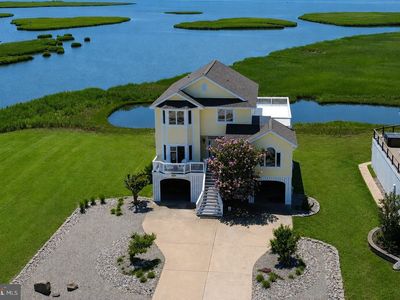 6 S Shore Dr