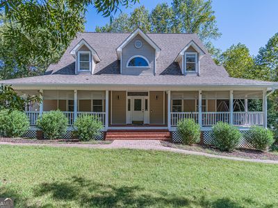 3401 Country Ln
