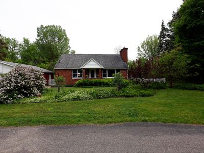 5801 N Territorial Rd
