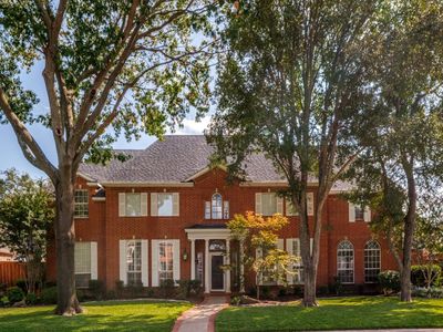 4560 Old Pond Dr