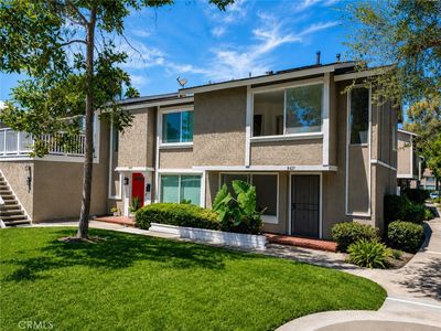 8437 El Arroyo Dr