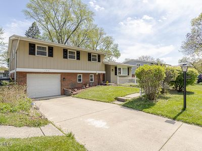 1961 Colony Dr