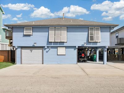15 S Curlew St
