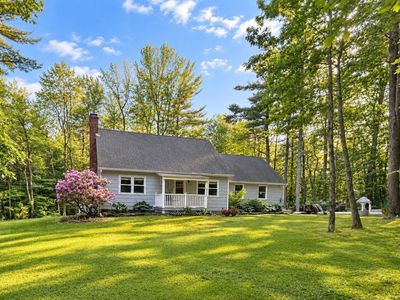 230 Middle Rd