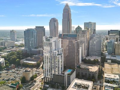 333 W Trade St UNIT 1410