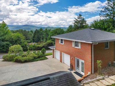 337 Delphia Dr