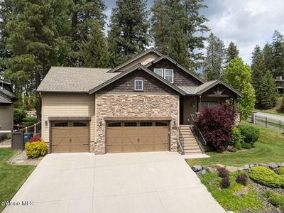 1573 E Chanticleer Ct