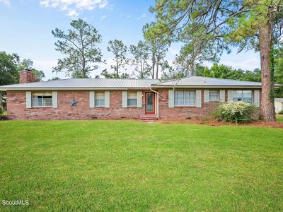 3275 Crestview Dr