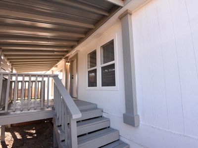 1181 Los Christantemos Dr SE