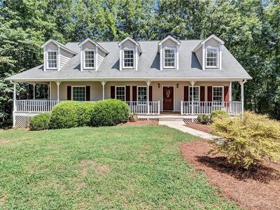 87 Alice Way