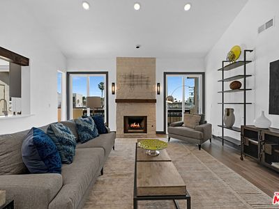 723 Westmount Dr APT 305