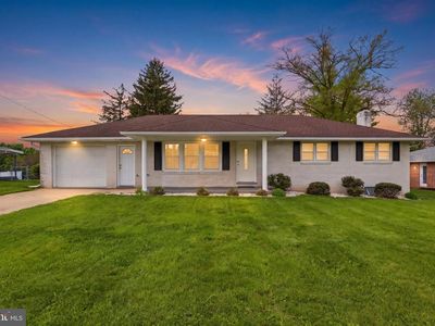 2330 Redwood Rd