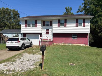 527 Lynn Rd