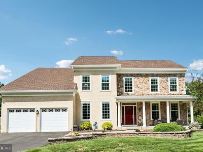 1096 Lily Pond Ln