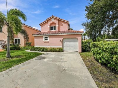 1301 SE 5th Ct