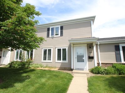 728 E Old Willow Rd Unit 104-B