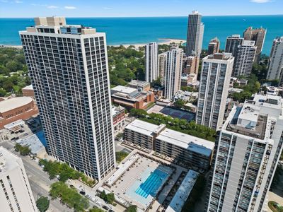 1560 N Sandburg Ter APT 1508J