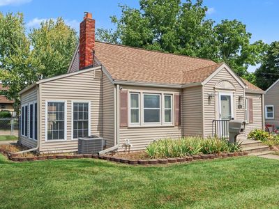 256 Fairfield Ave