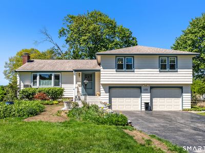 1221 North Main Street