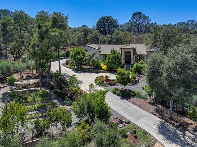 4580 Lake Forest Dr