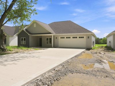 2210 E 250 North Rd