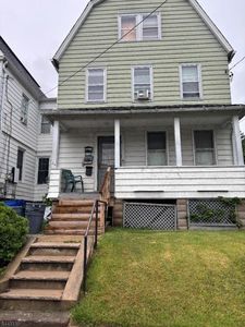 24 Cedar St