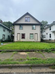 37 E Cassilly St