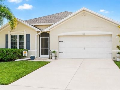 7048 Waterford Pkwy