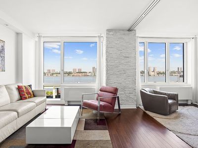 100 Riverside Blvd APT 7H