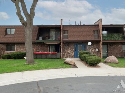 10600 S Brooklodge Ln APT 1B