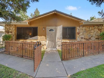 6435 Donegal Dr APT 1