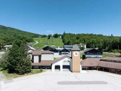 350 Mountain Road #B206