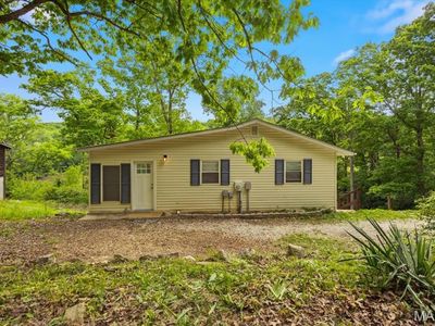 Property at 7686 Sunrise Dr, Hillsboro, MO