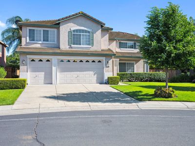 6307 Brook Hollow Cir