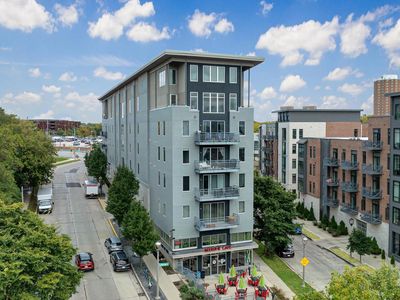 2080 North Commerce STREET #311