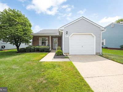 34 Fairfax Dr