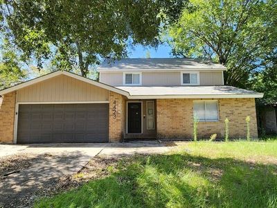 4423 Burkegate Dr